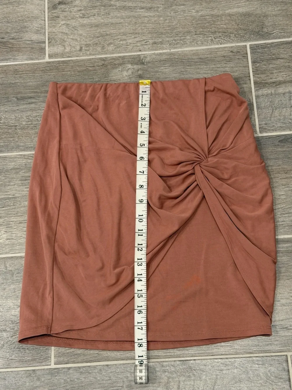 NWT! REVOLVE | LOVERS + FRIENDS Camila Skirt in Mink Pink. Size Medium.